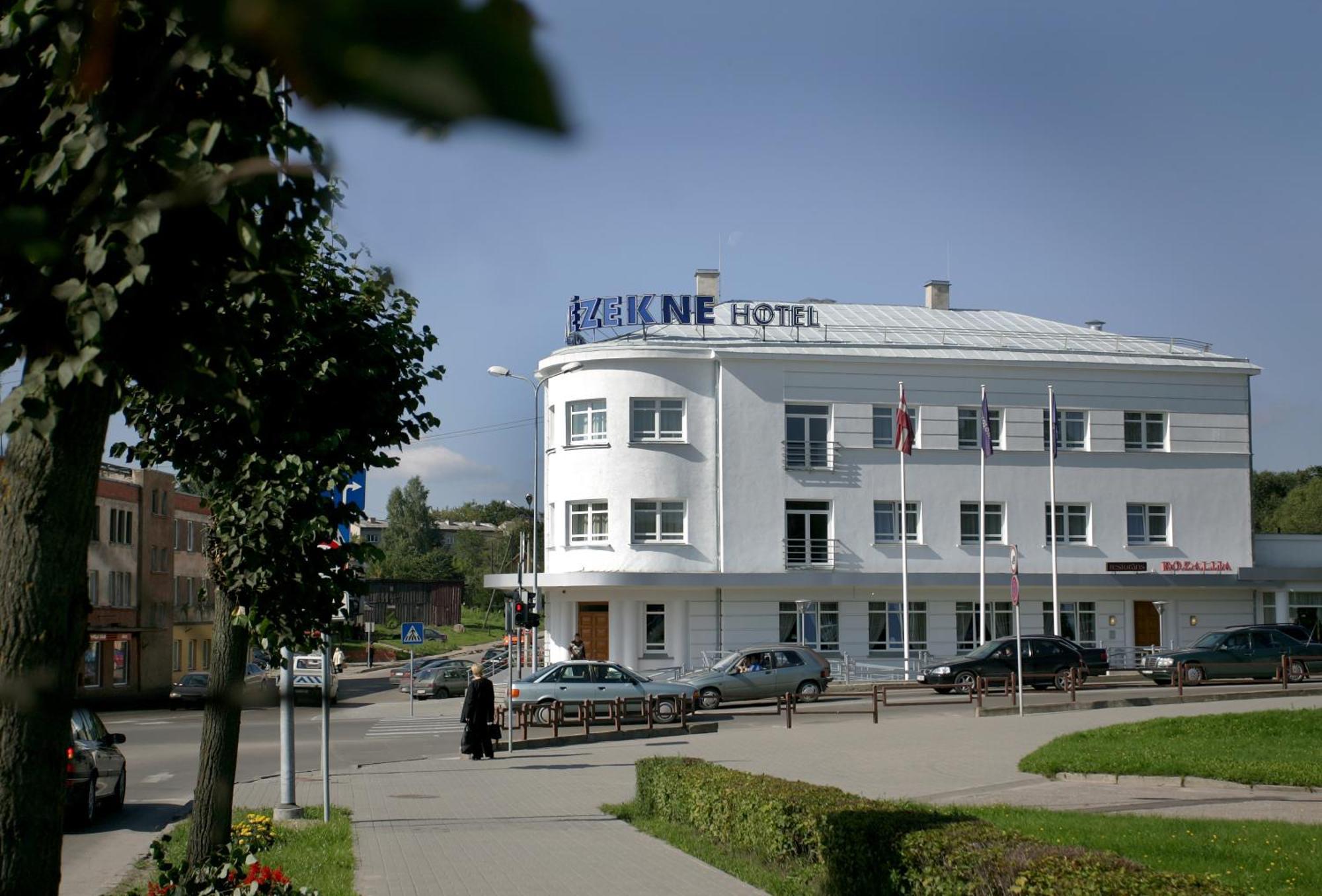 Kolonna Hotel Rēzekne Exteriér fotografie